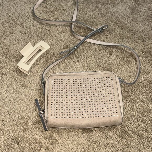 Nine West Prosper Mini Cameo Pink Triple Gusset Crossbody Handbag NEW $69 - Picture 2 of 7